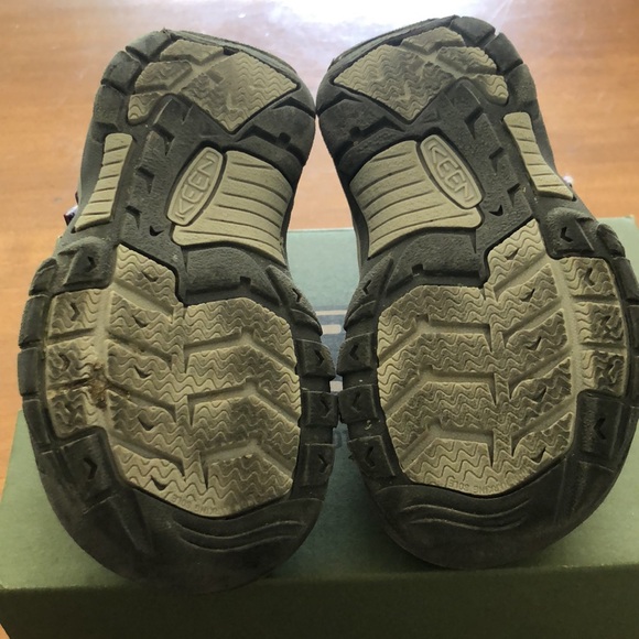 Keen Sandals - Picture 9 of 11